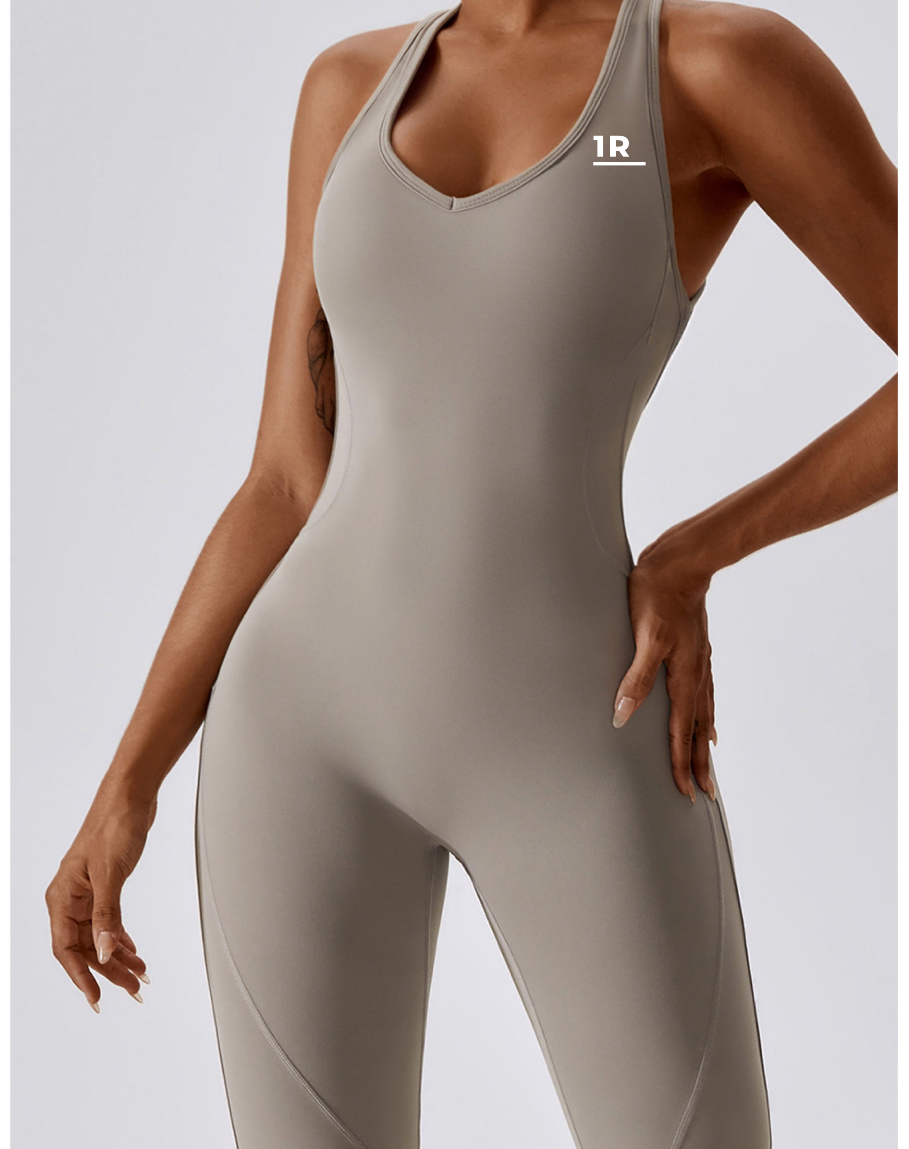 One-piece long jumpsuit